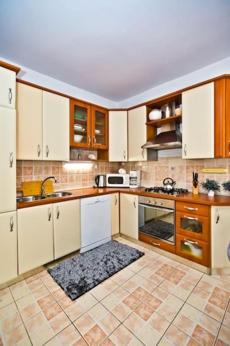 Apartman Tino With Two Sunny Terace Hvar Town Exteriör bild