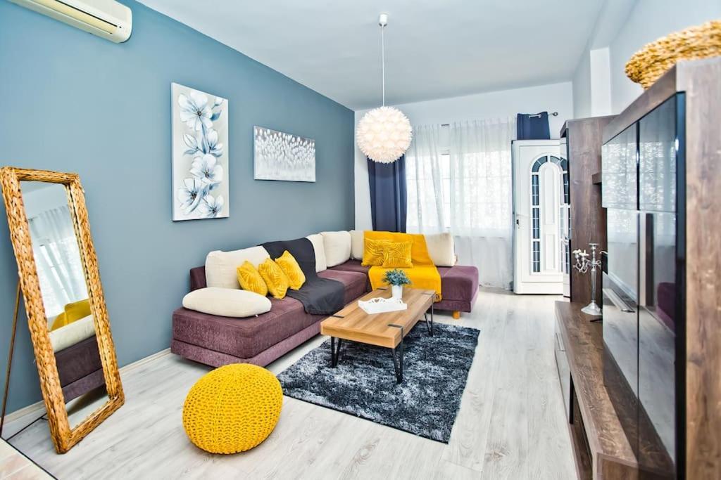 Apartman Tino With Two Sunny Terace Hvar Town Exteriör bild