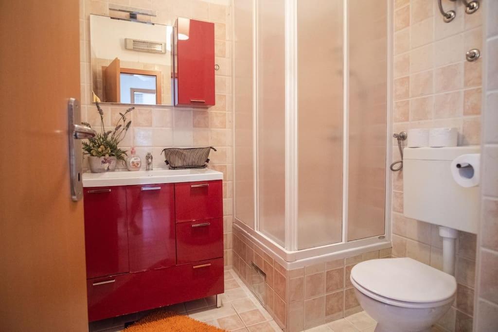 Apartman Tino With Two Sunny Terace Hvar Town Exteriör bild